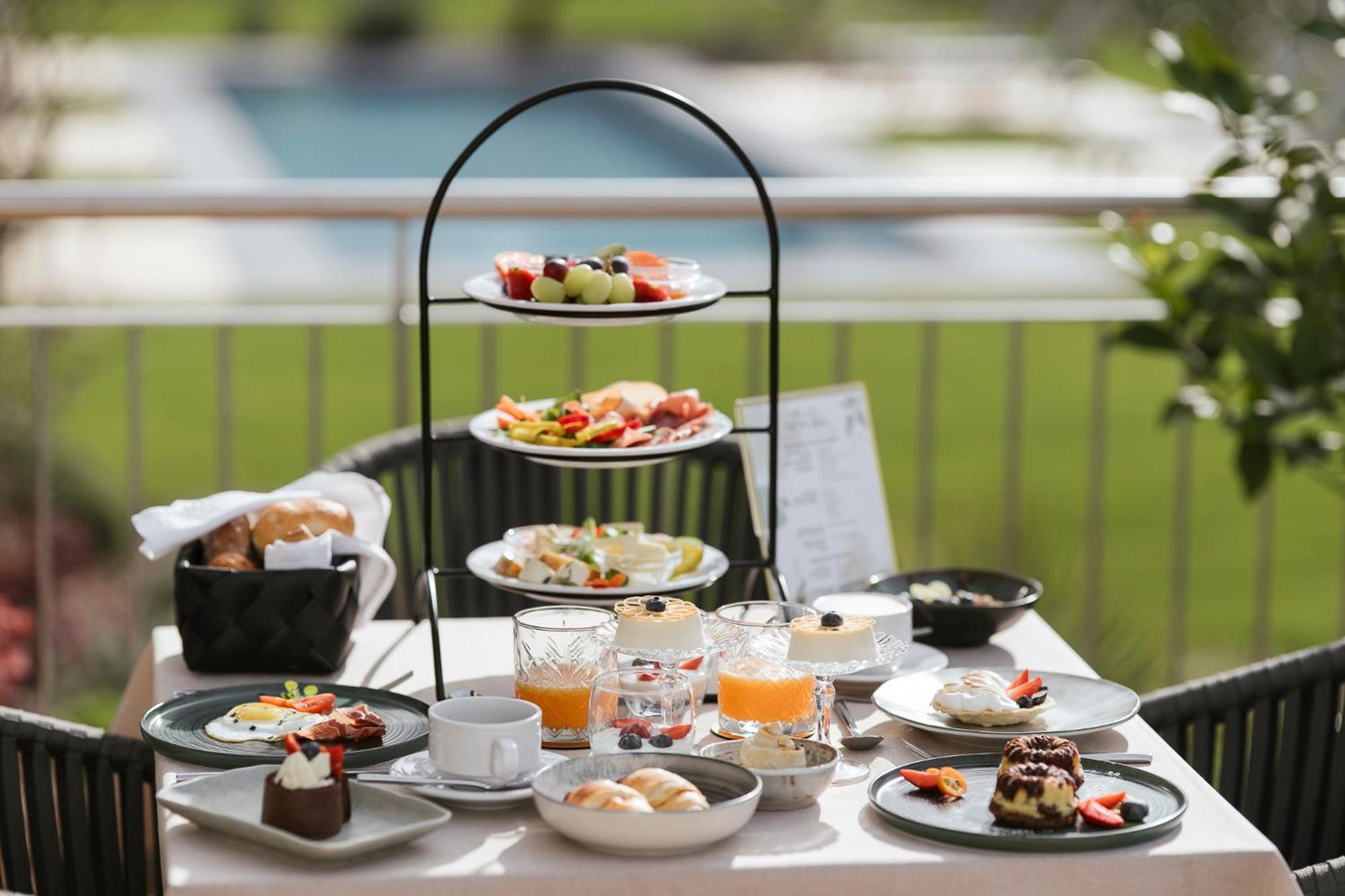 Boutique Hotel Wiesenhof - Adults Only Lana Zewnętrze zdjęcie